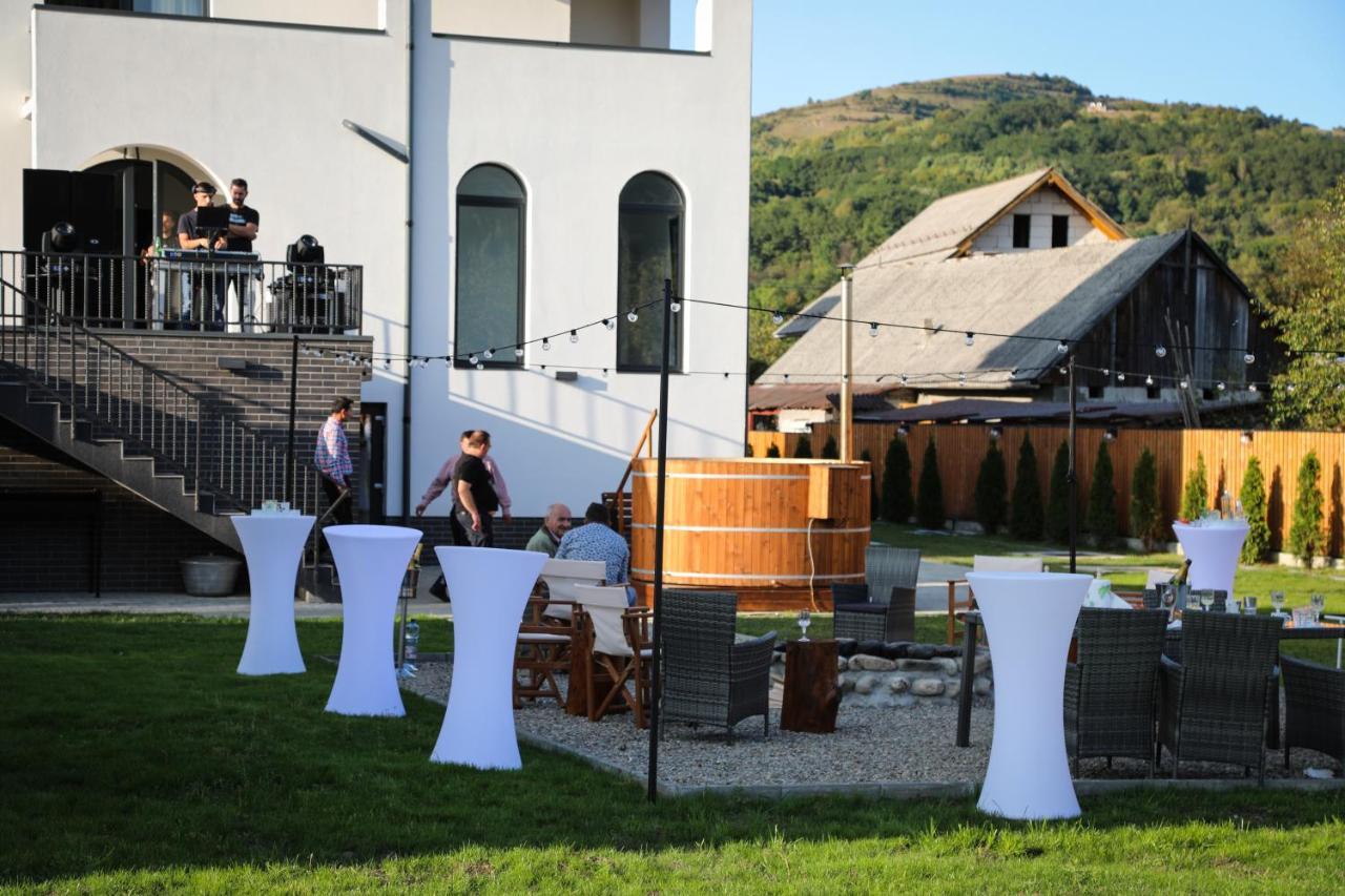 Pensiunea Maramures Guesthouse ビシェウ・デ・ジョス エクステリア 写真